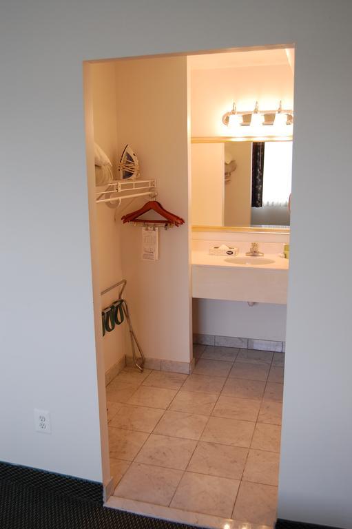 Washington Suites Alexandria Bilik gambar