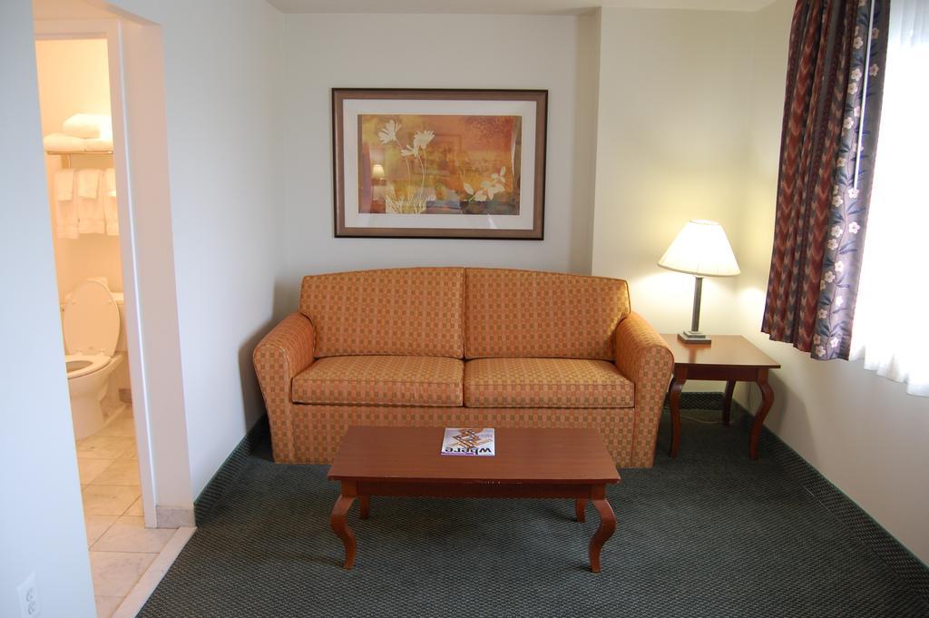 Washington Suites Alexandria Bilik gambar