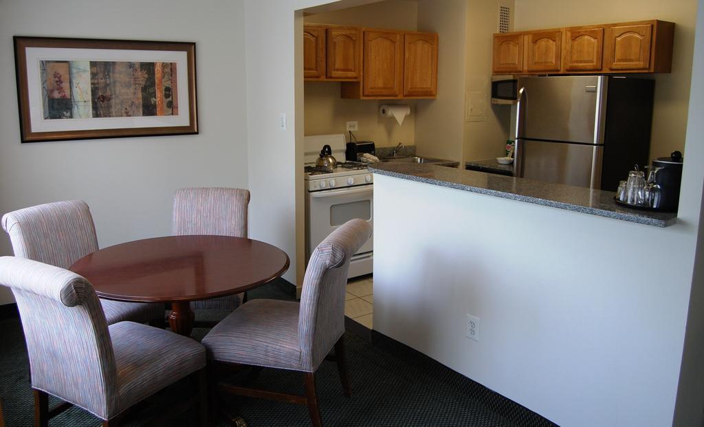 Washington Suites Alexandria Bilik gambar